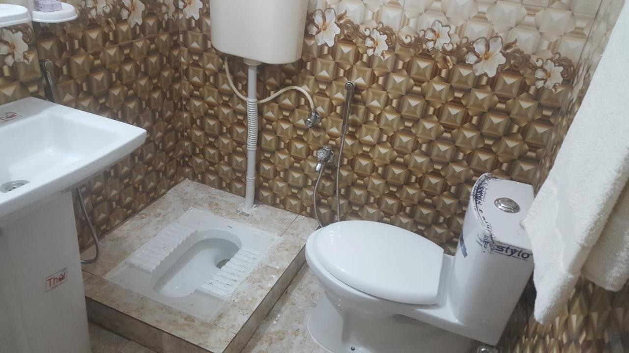 Hotel Al Markaz Исламабад Экстерьер фото
