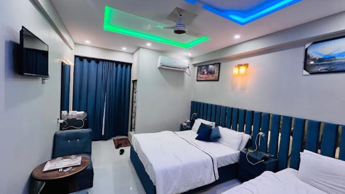 Hotel Al Markaz Исламабад Экстерьер фото