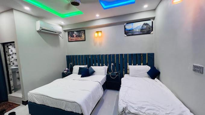 Hotel Al Markaz Исламабад Экстерьер фото